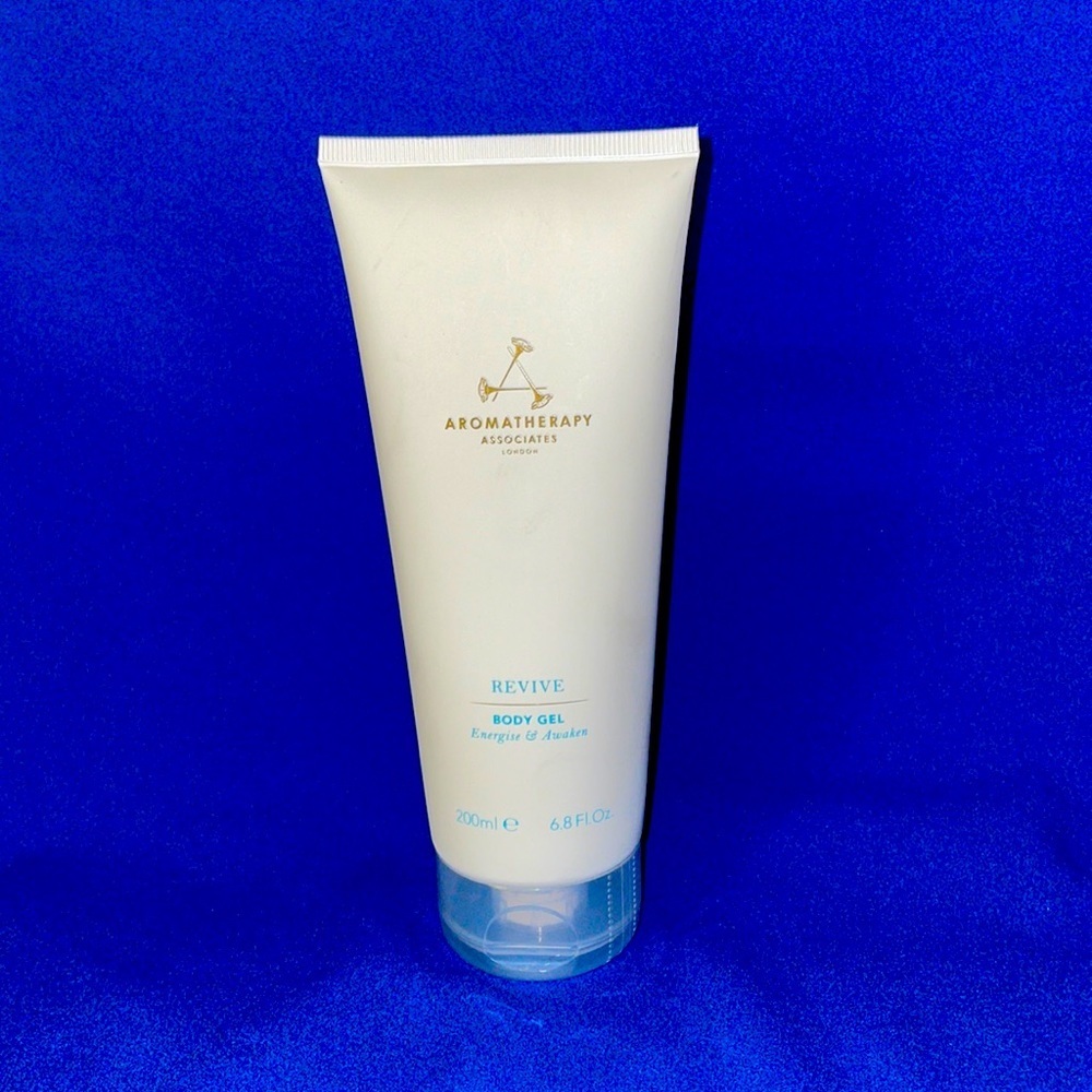 ENERGISE & AWAKEN Revive Body Gel - Picture 2 of 5